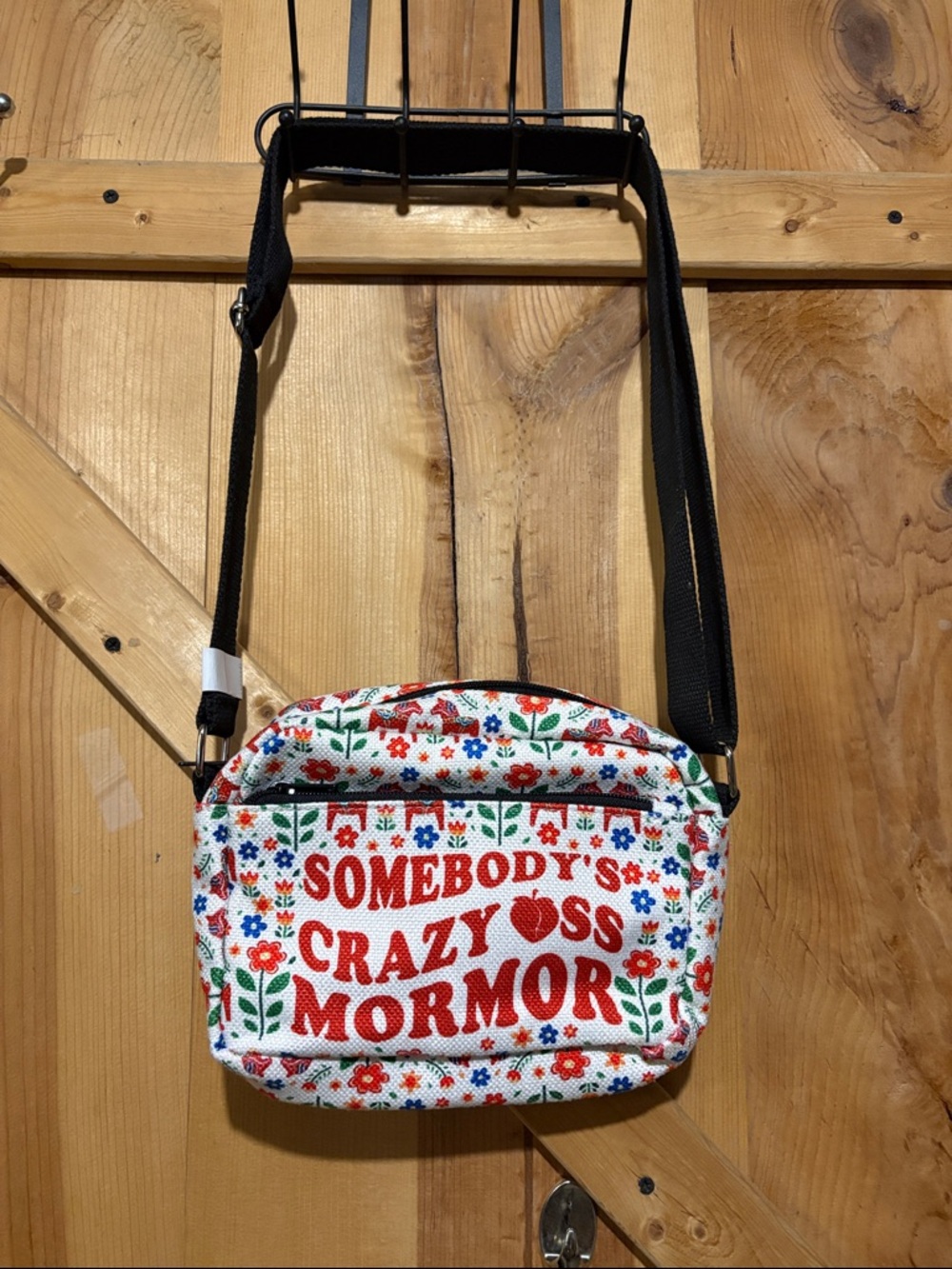 Somebody's Crazy Mormor Floral Crossbody Bag - White & Red